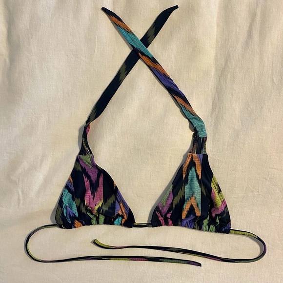 Billabong Surfside Halter Bikini Top in Bazaar - Picture 4 of 8